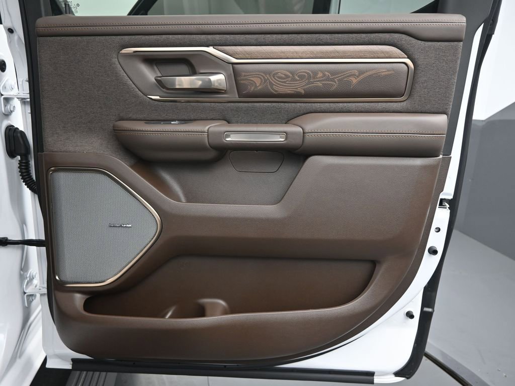 New 2025 RAM 1500 Limited image 16