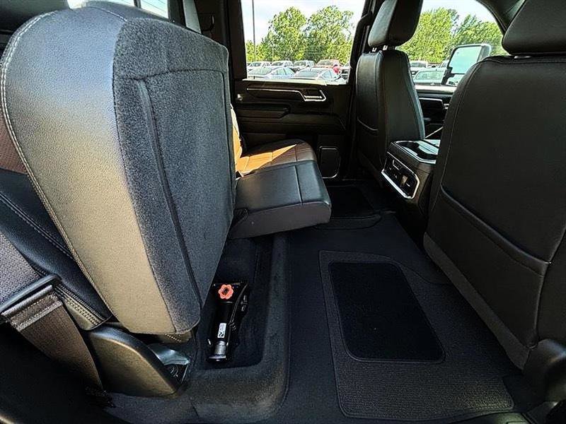 Used 2024 Chevrolet Silverado 3500 High Country image 52