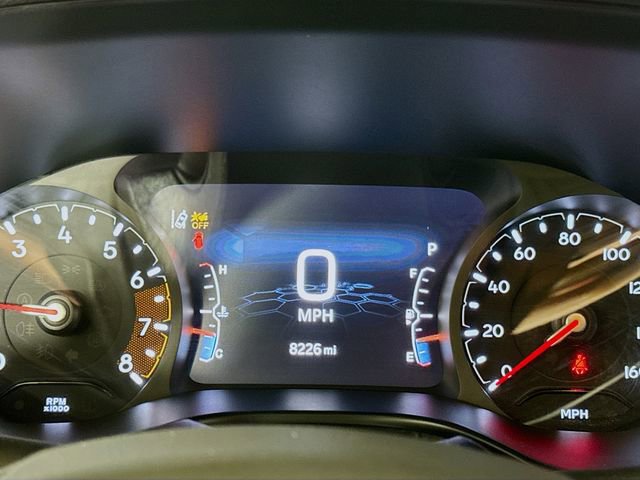 Used 2025 Jeep Compass Latitude w/ Altitude Special Edition image 10