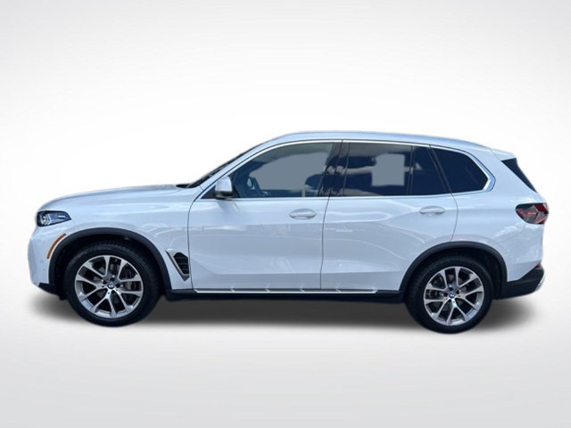 Used 2026 BMW X5 xDrive40i AWD/4WD image 2
