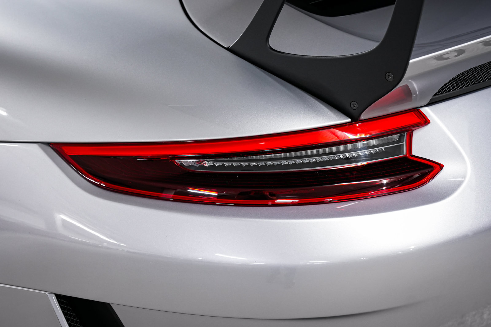 Used 2019 Porsche 911 GT3 RS RWD image 31