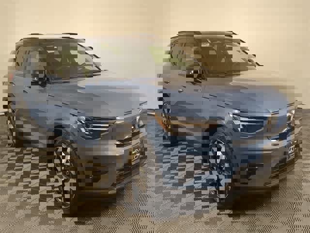Used 2023 Volvo XC40 Recharge Ultimate w/ Protection Package Premier image 22