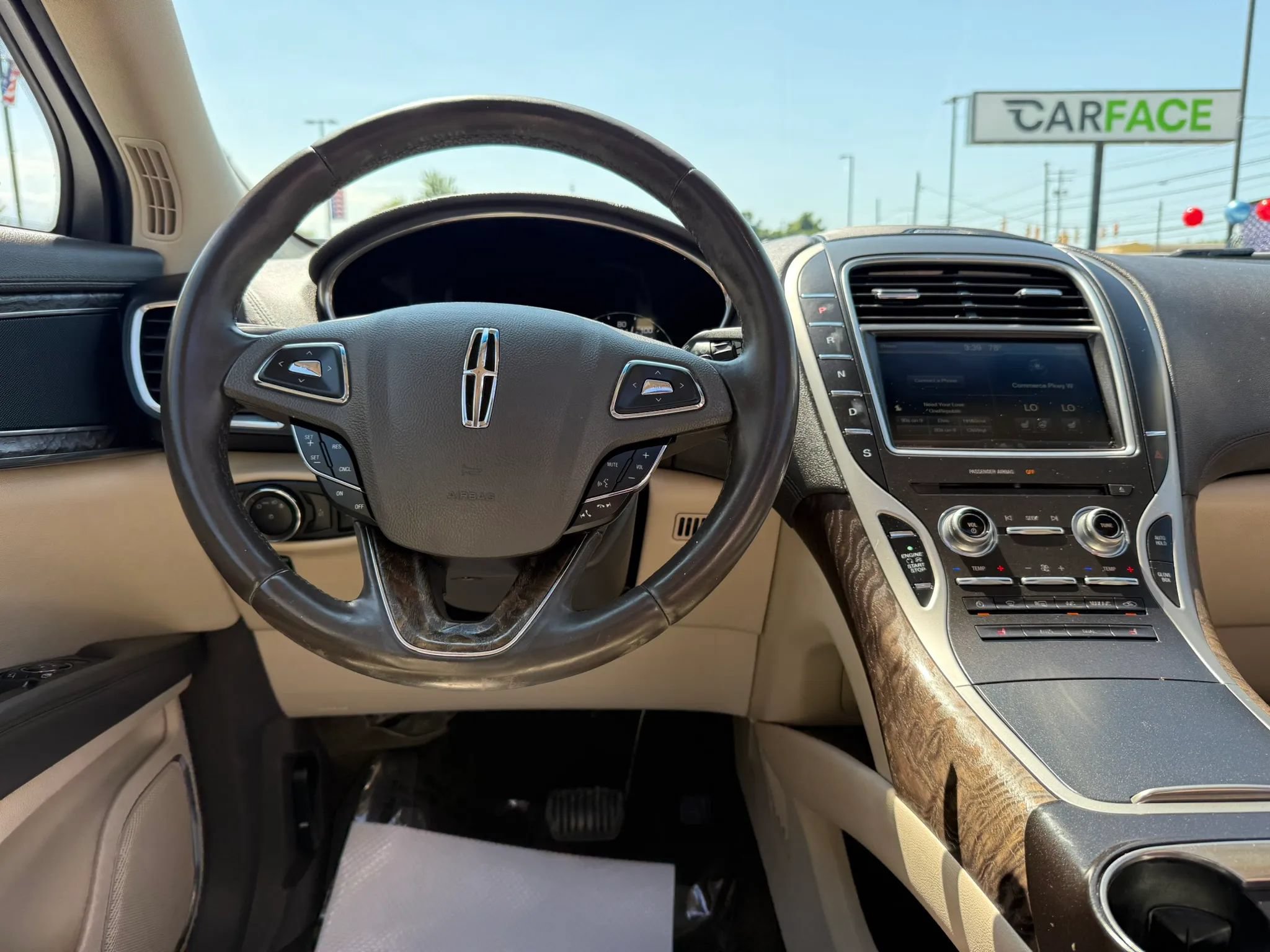 Used 2016 Lincoln MKX Select w/ Select Plus Package AWD/4WD image 30