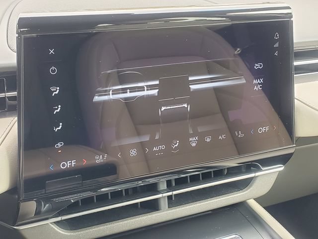 Certified 2024 Lincoln Nautilus Premier AWD/4WD image 22