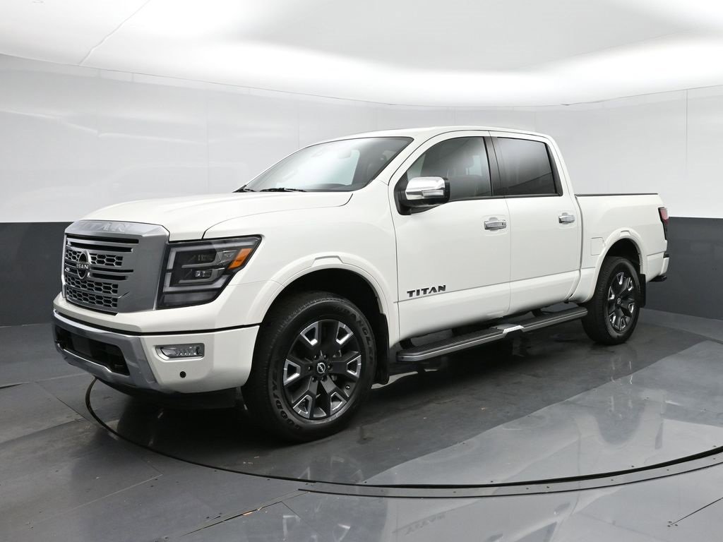 Used 2023 Nissan Titan Platinum Reserve w/ Moonroof Package image 3