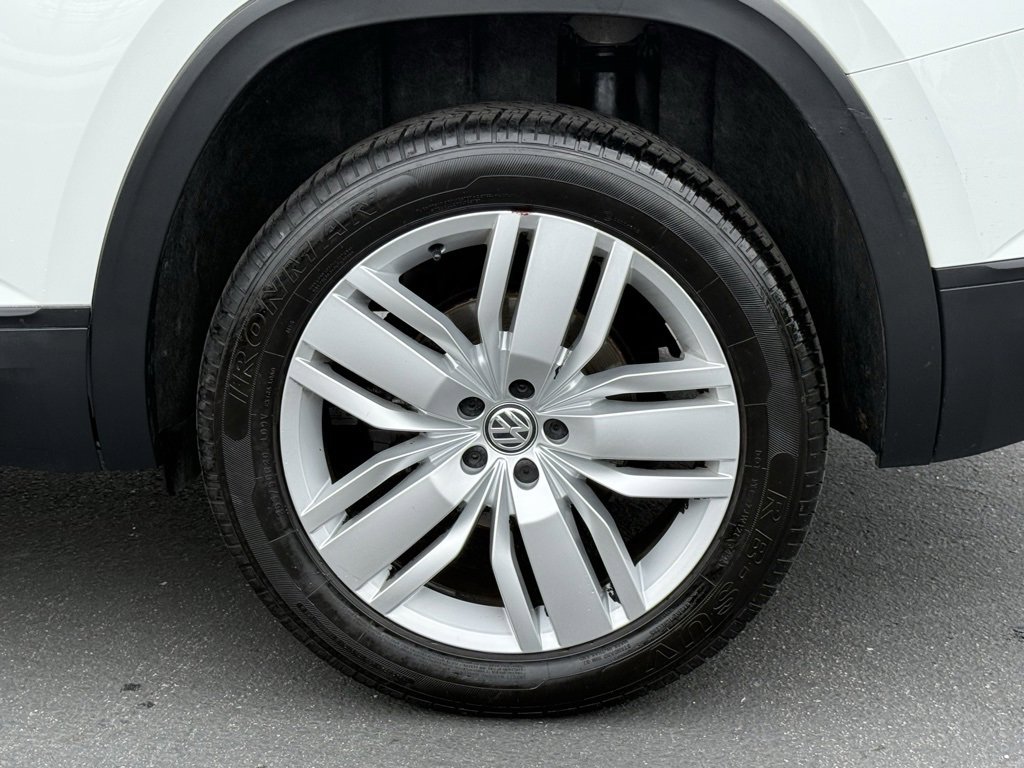 Used 2019 Volkswagen Atlas SE w/ Towing Package image 10