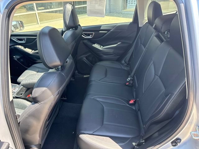 Used 2023 Subaru Forester Touring AWD/4WD image 26