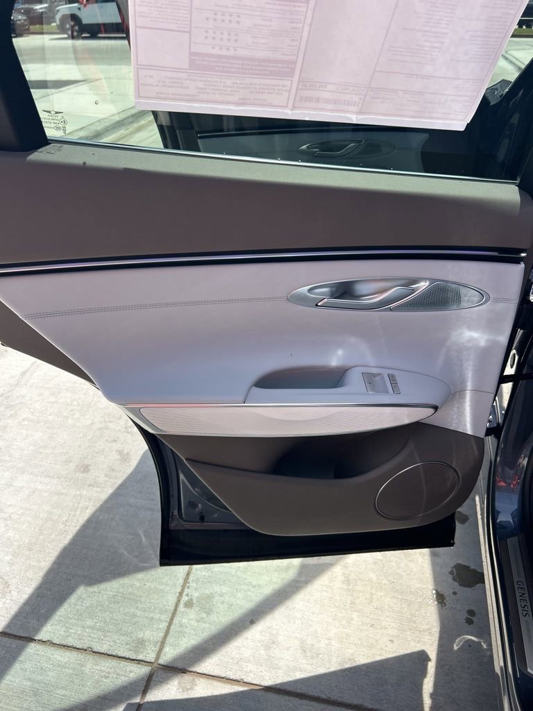 New 2026 Genesis GV70 2.5T Advanced image 11