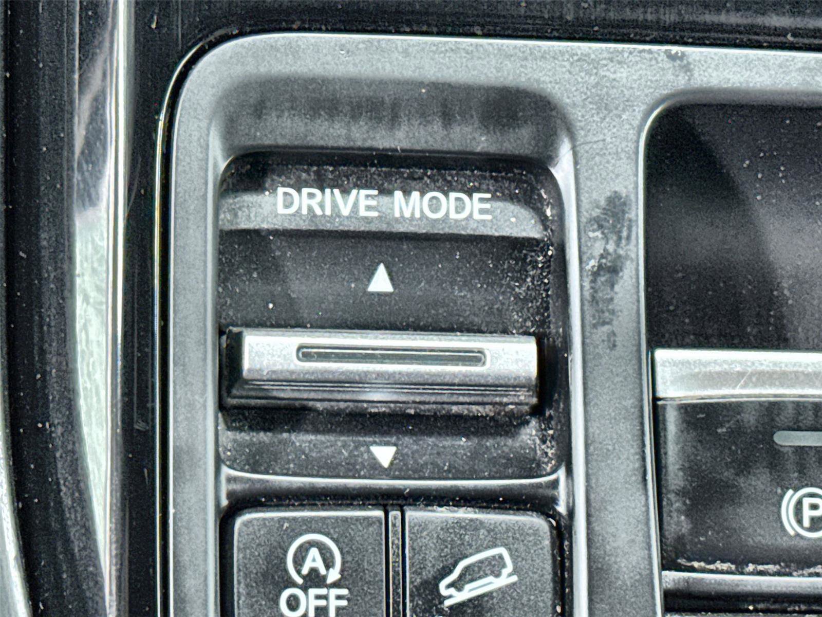 Certified 2023 Honda Pilot Sport image 21