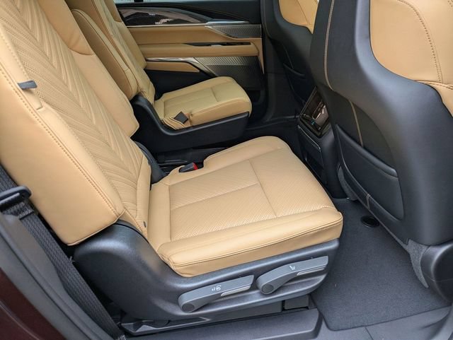Used 2025 Cadillac Escalade IQ Sport 2 w/ LPO, ONYX Package AWD/4WD image 26
