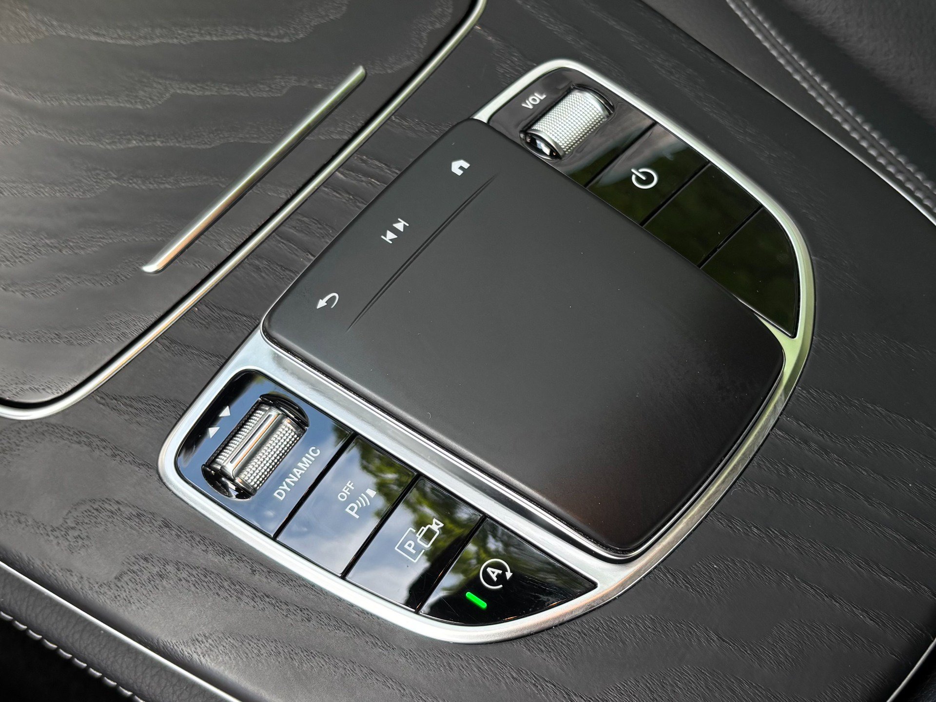 Used 2022 Mercedes-Benz E 350 4MATIC Sedan image 31