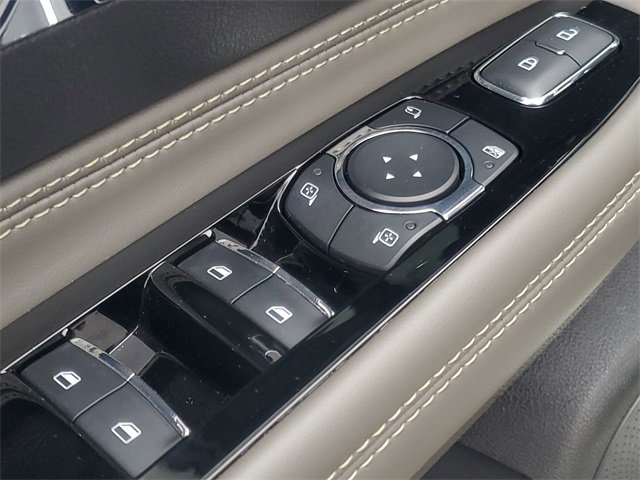 Certified 2023 Lincoln Corsair AWD w/ Equipment Group 101A image 13