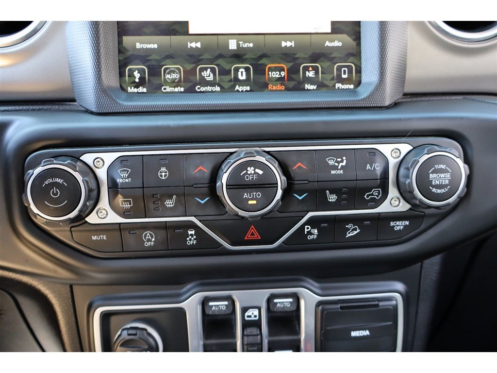 Used 2018 Jeep Wrangler Unlimited Rubicon AWD/4WD image 28