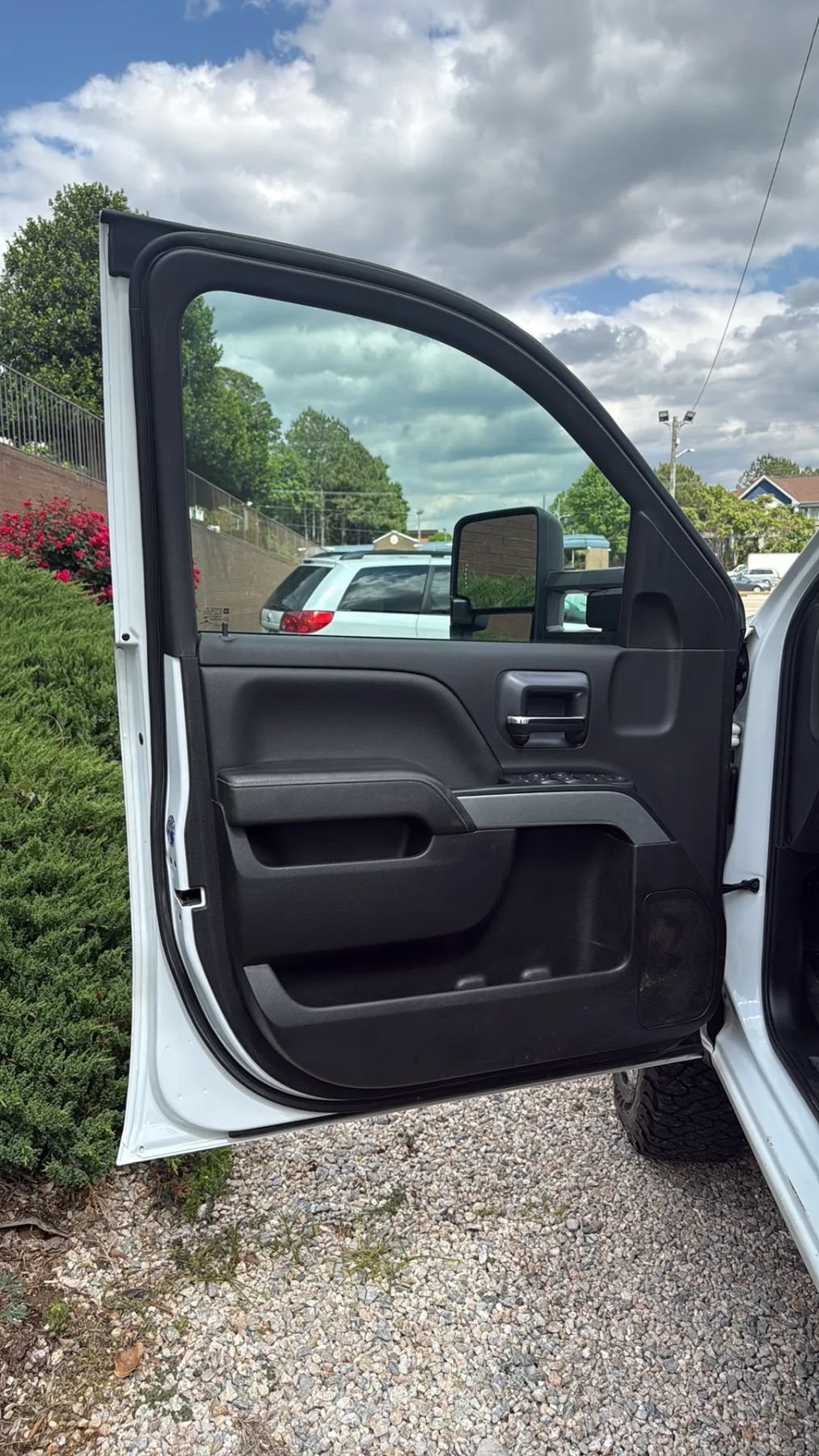 Used 2019 Chevrolet Silverado 2500 LT AWD/4WD image 13