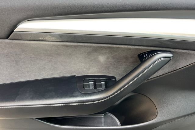 Used 2022 Tesla Model 3 Long Range AWD/4WD image 12