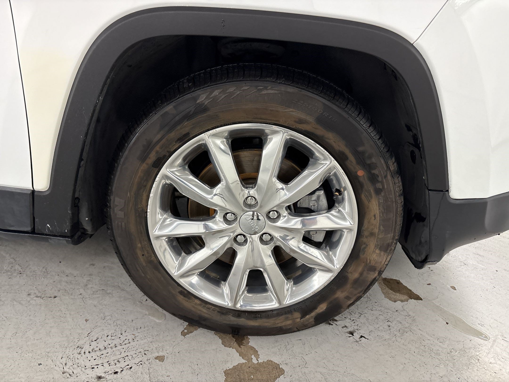 Used 2014 Jeep Cherokee Limited FWD image 13