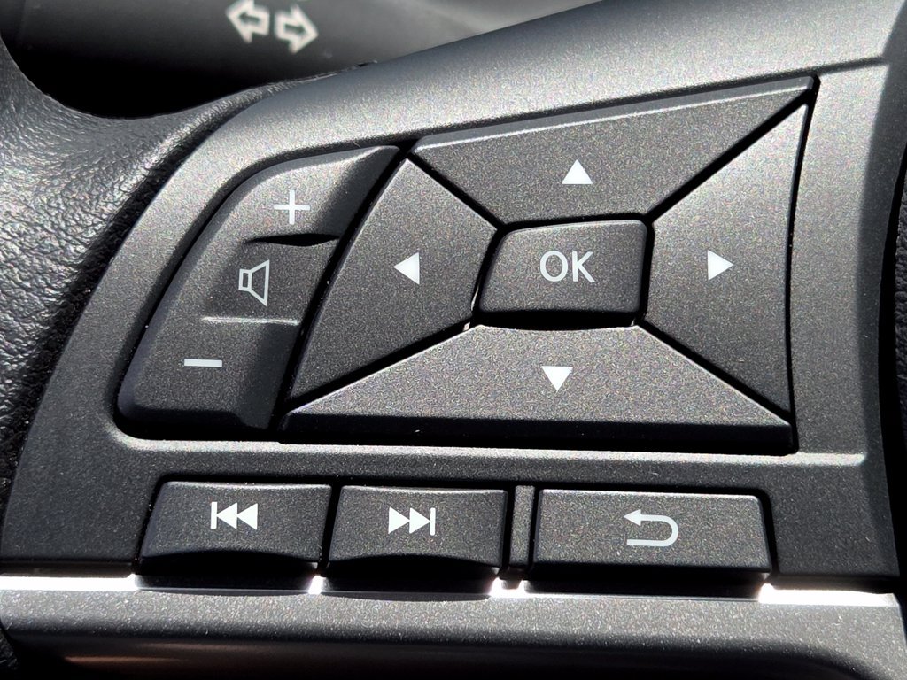 New 2026 Nissan Altima 2.5 SV AWD/4WD image 30