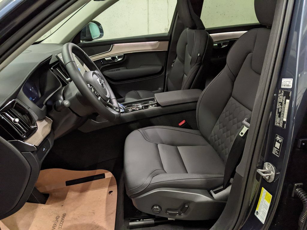 New 2026 Volvo XC90 B6 Core AWD/4WD image 11