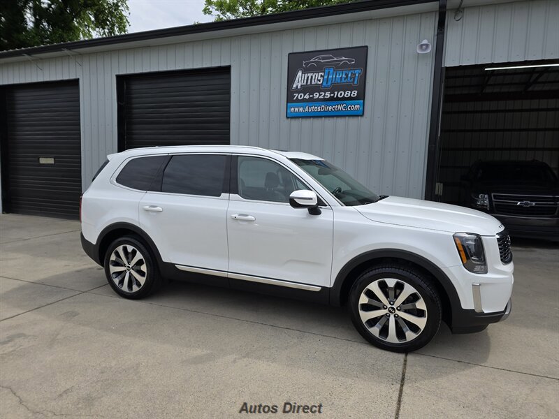 Used 2020 Kia Telluride EX w/ EX Premium Package FWD image 23
