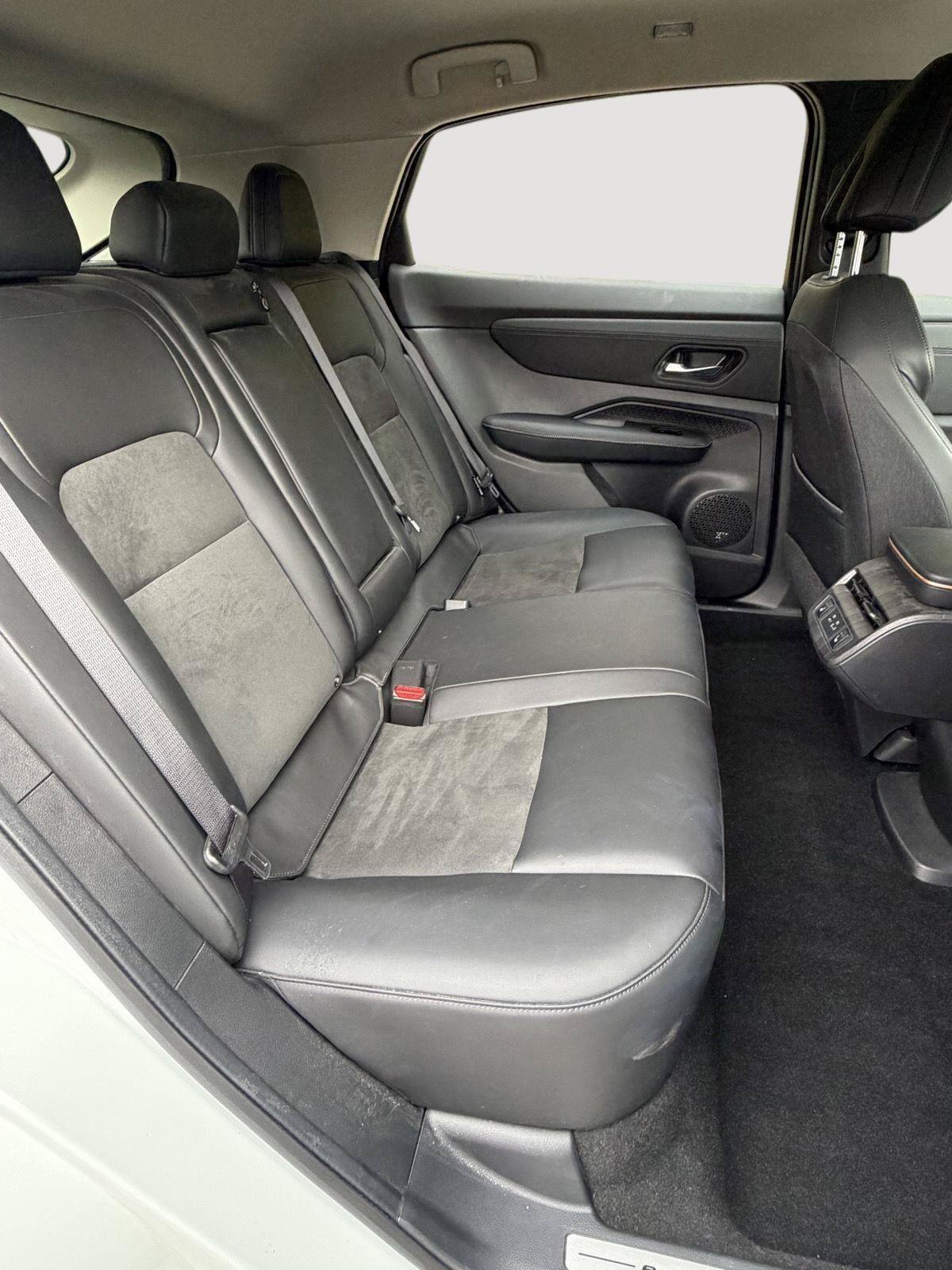 Certified 2024 Nissan Ariya AWD image 21