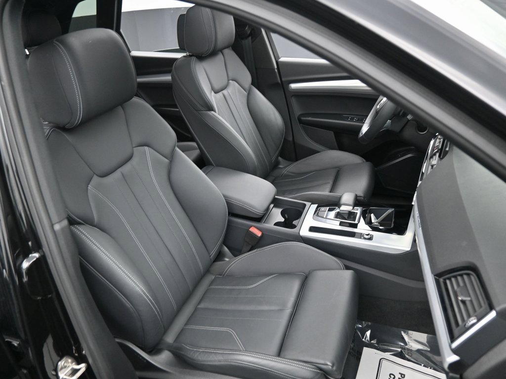Used 2025 Audi Q5 2.0T Premium image 41