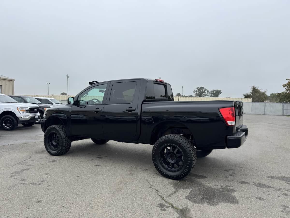 Used 2012 Nissan Titan S image 7