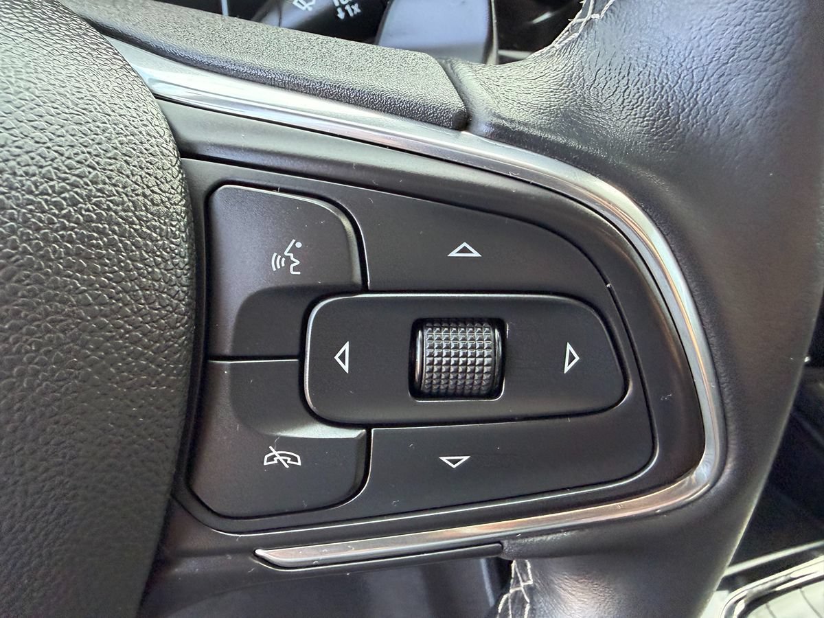 Used 2022 Buick Envision Preferred w/ Safety Package FWD image 7
