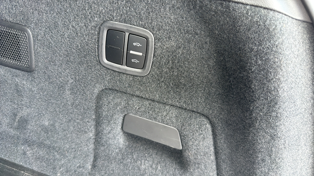 Used 2021 Porsche Cayenne GTS AWD/4WD image 29