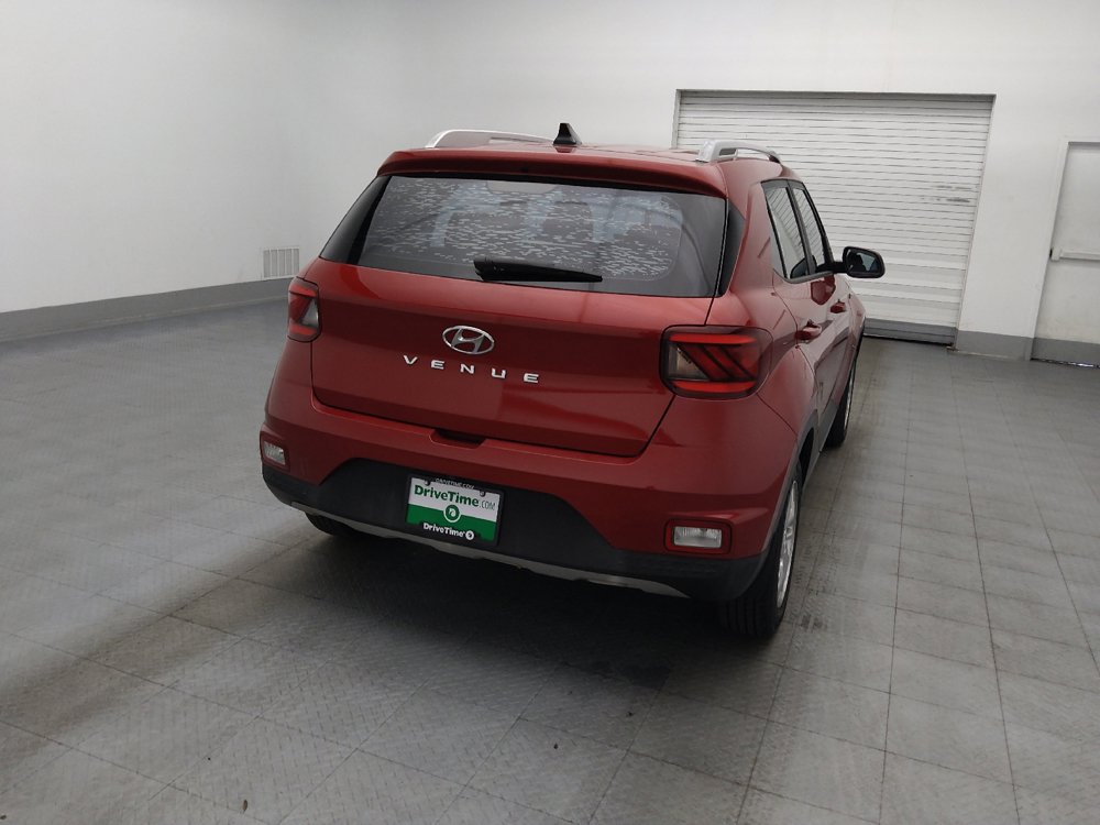 Used 2020 Hyundai Venue SEL FWD image 7