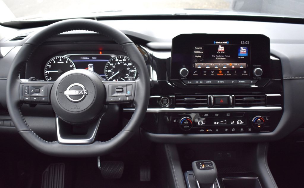 New 2025 Nissan Pathfinder SV w/ Cargo Package image 4