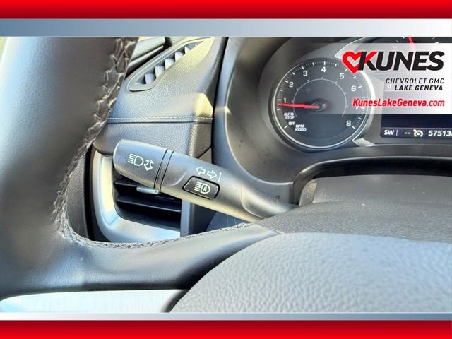 Used 2024 GMC Terrain SLT image 47