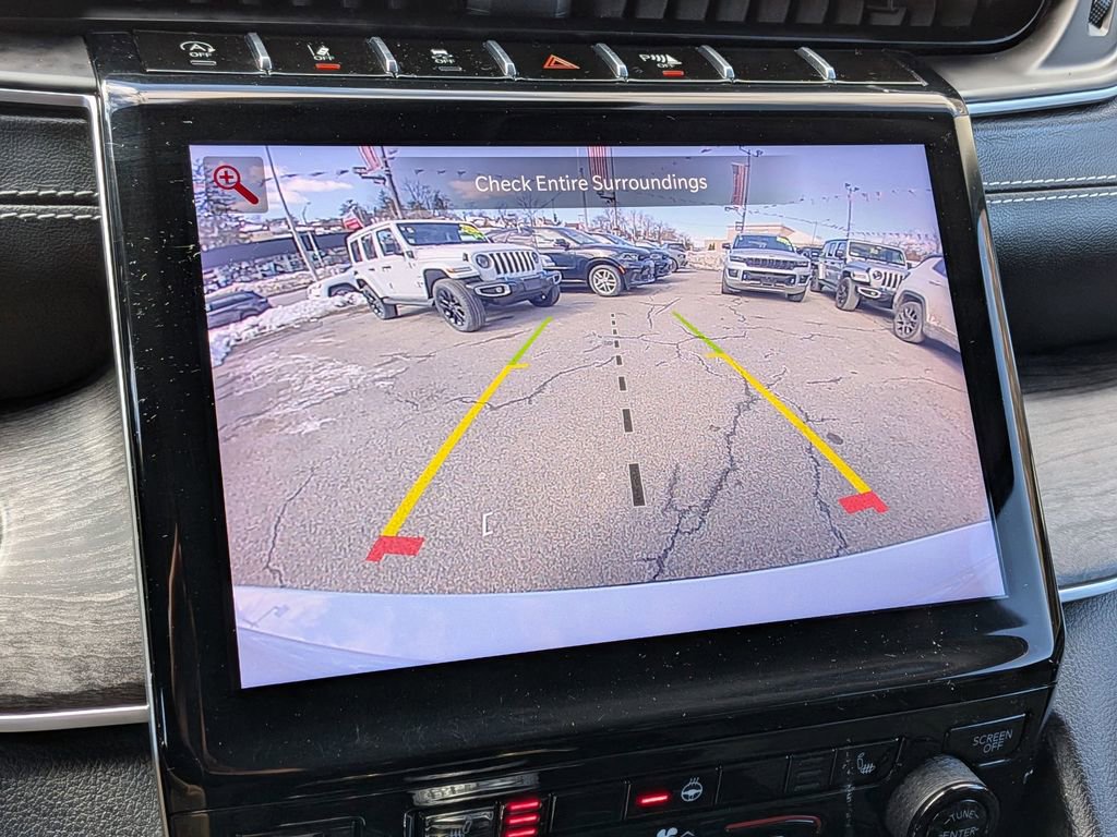 Certified 2023 Jeep Grand Cherokee L Limited w/ Black Appearance Package image 20