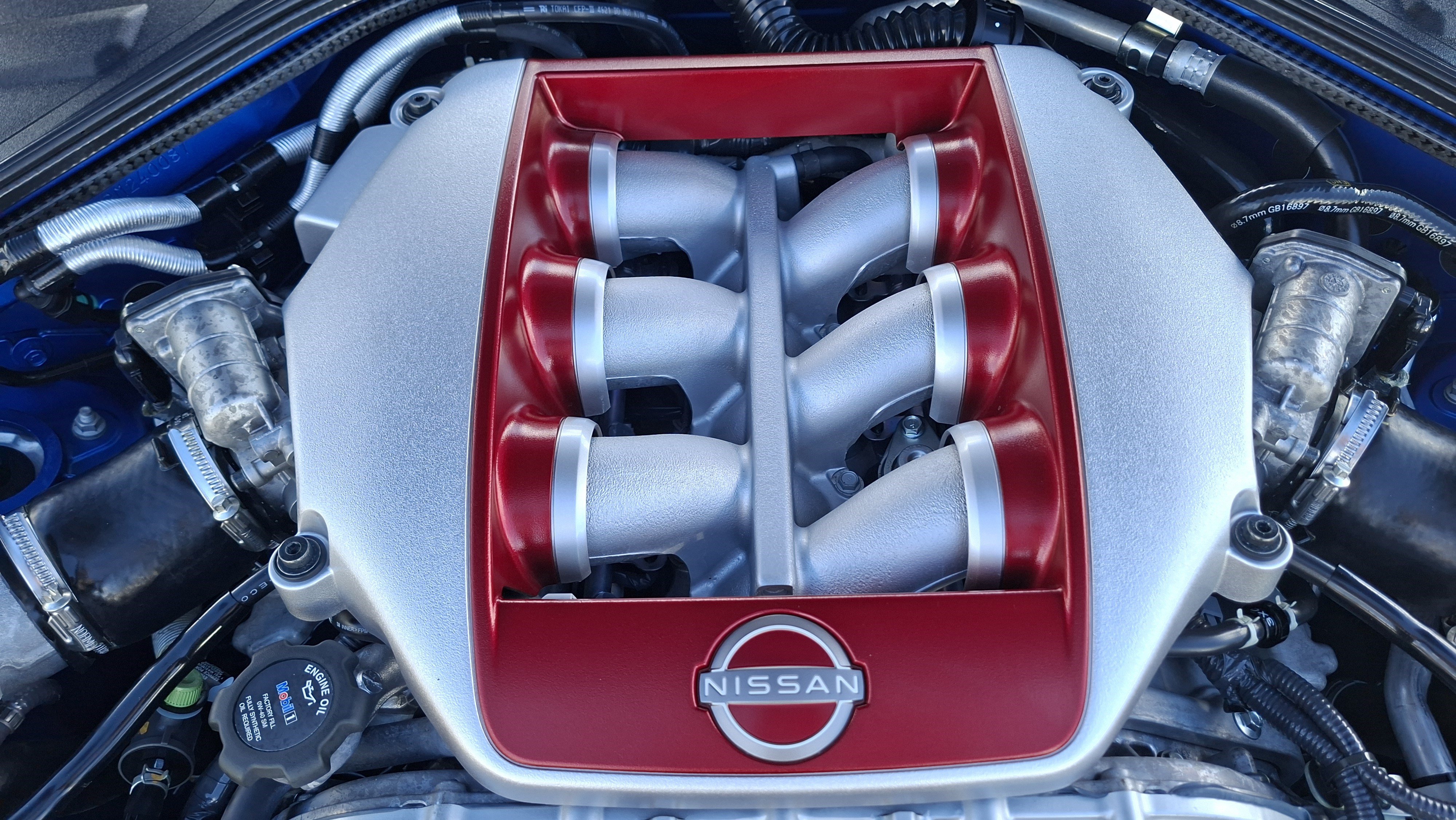 Used 2024 Nissan GT-R AWD/4WD image 26