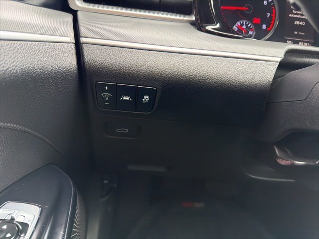 Used 2022 Kia K5 GT-Line FWD image 13