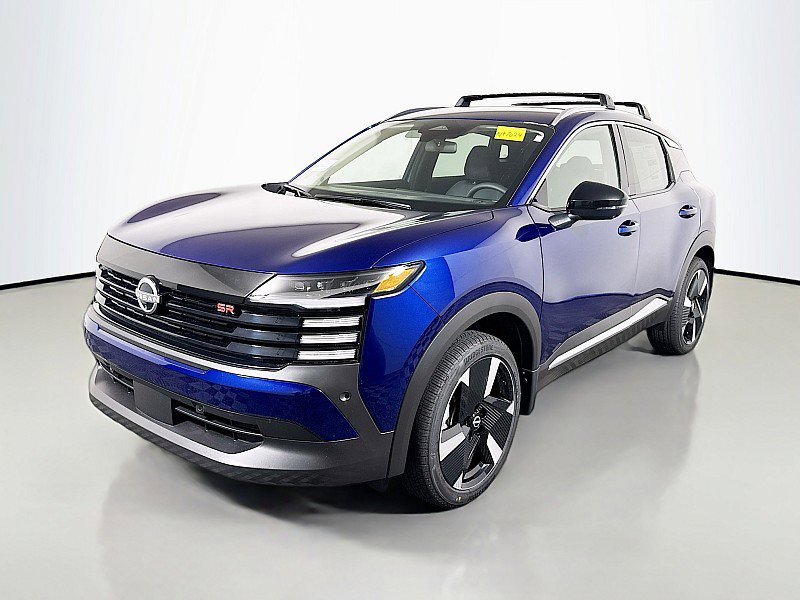 New 2026 Nissan Kicks SR w/ Cold Weather Package image 3