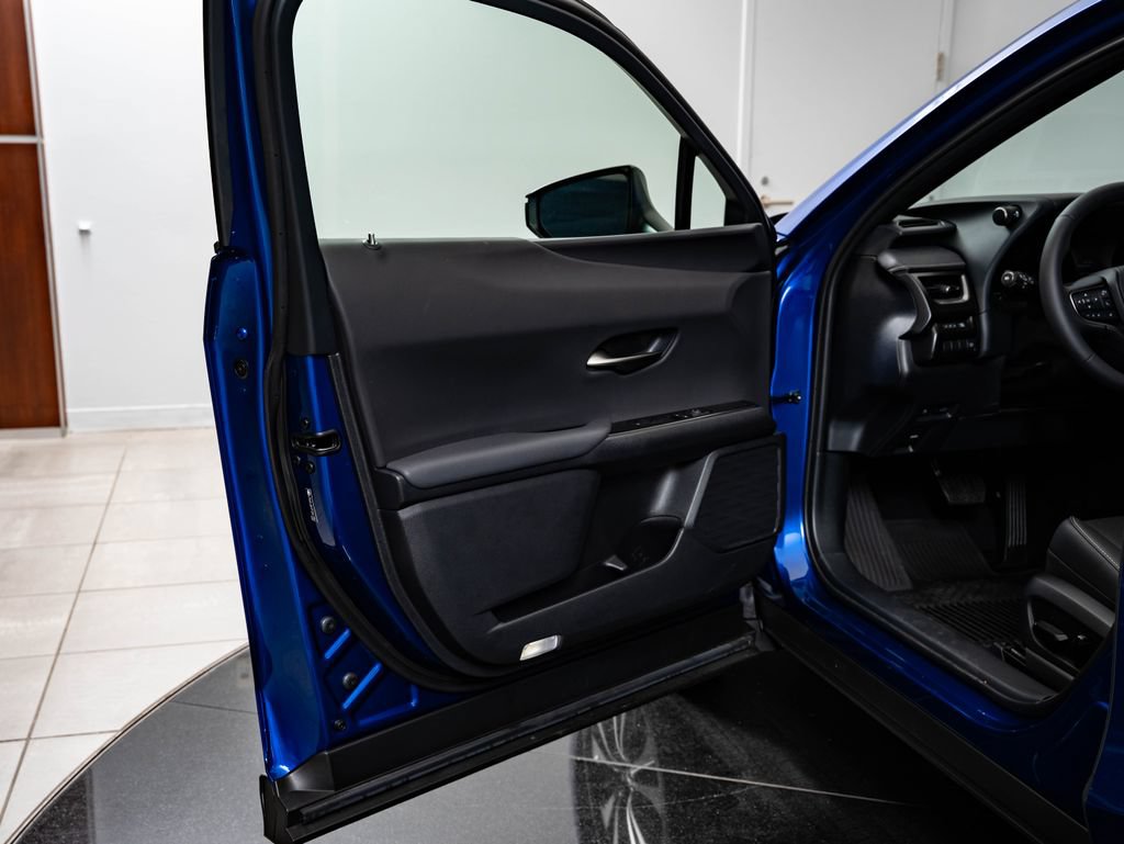 New 2026 Lexus UX 300h AWD image 26