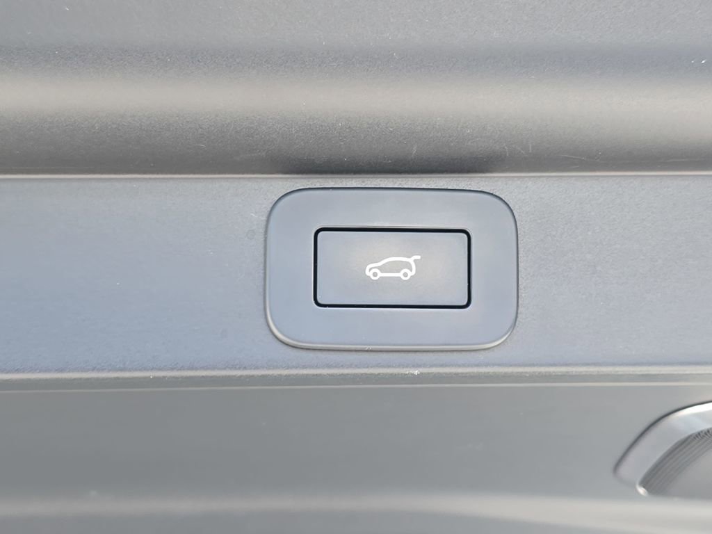 Certified 2024 Land Rover Range Rover Autobiography AWD/4WD image 14