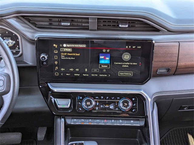 Used 2023 GMC Sierra 1500 Denali Ultimate image 17