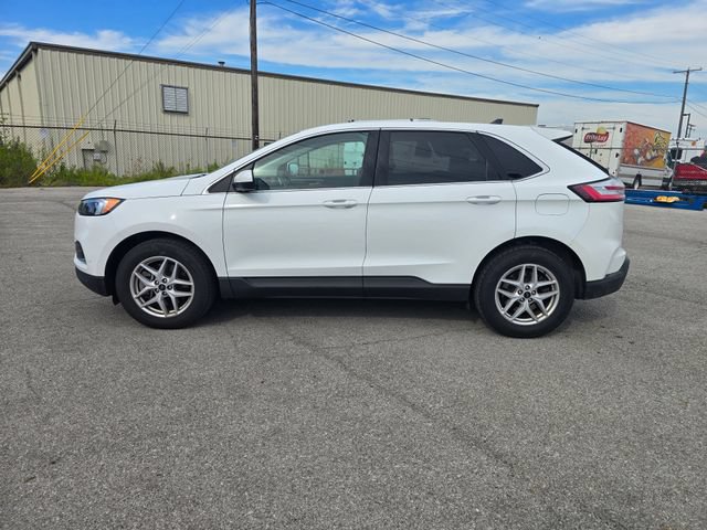 Used 2024 Ford Edge SEL AWD/4WD image 7