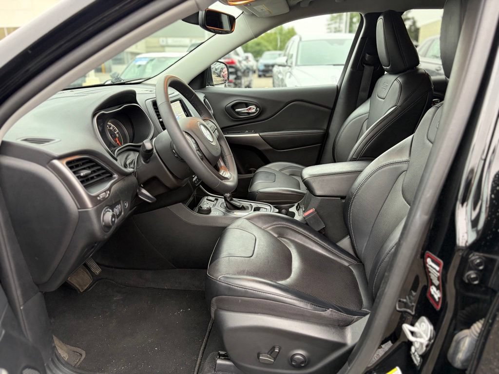 Used 2022 Jeep Cherokee Latitude Lux AWD/4WD image 22