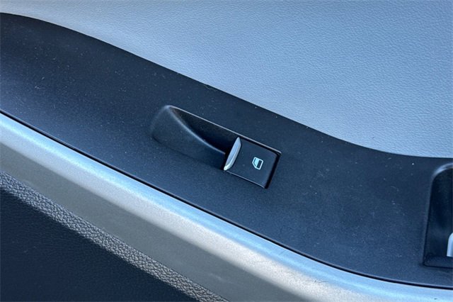 Used 2022 Ford Explorer XLT w/ Equipment Group 202A image 23