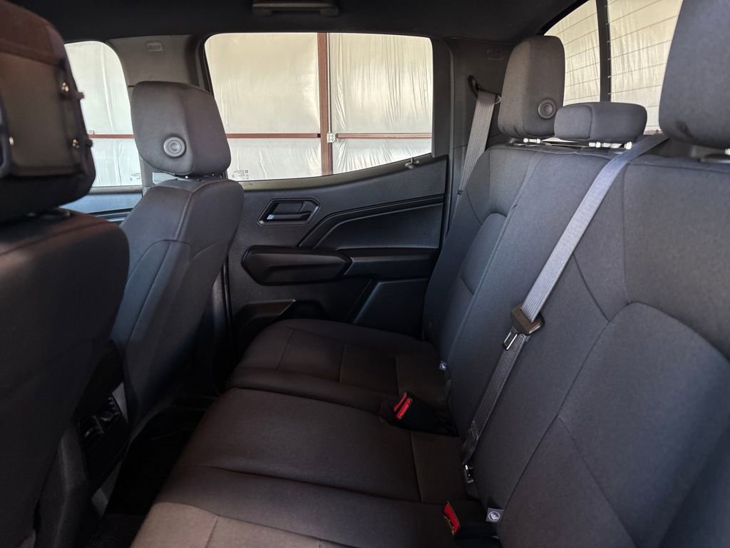 Used 2025 Chevrolet Colorado W/T image 14