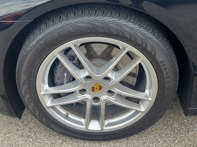 Used 2015 Porsche Panamera 4 AWD/4WD image 9