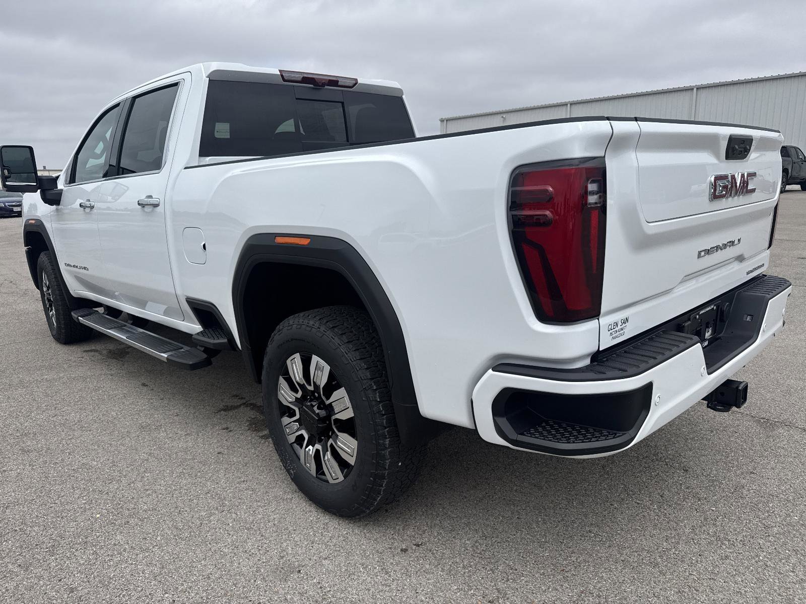 New 2026 GMC Sierra 2500 Denali w/ Technology Package AWD/4WD image 3