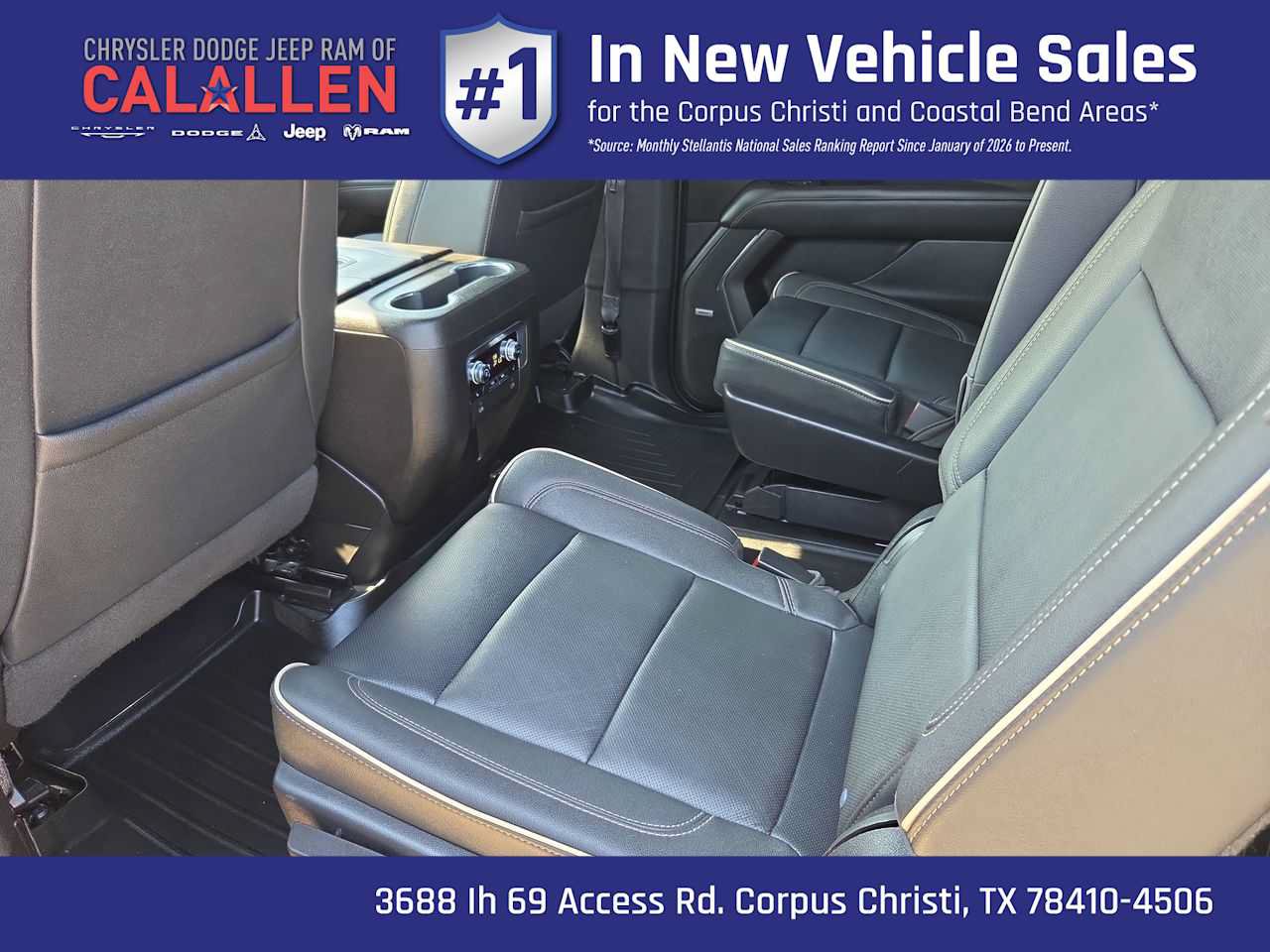 Used 2023 GMC Yukon XL SLT w/ SLT Premium Package RWD image 21