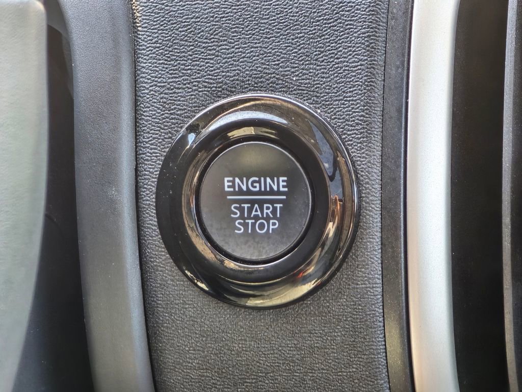 Used 2025 Ford Expedition Active AWD/4WD image 19