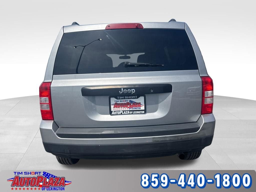 Used 2017 Jeep Patriot Sport image 11