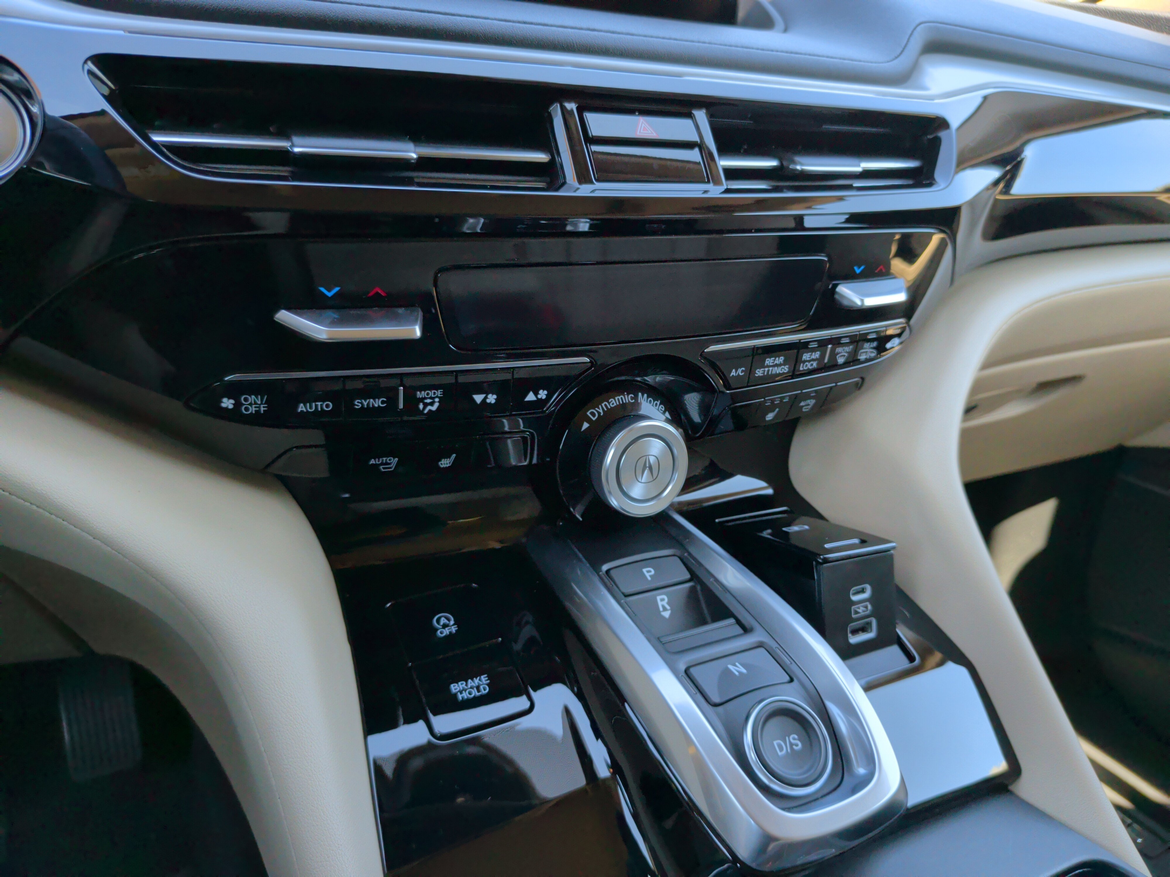 Used 2023 Acura MDX w/ Technology Package FWD image 18