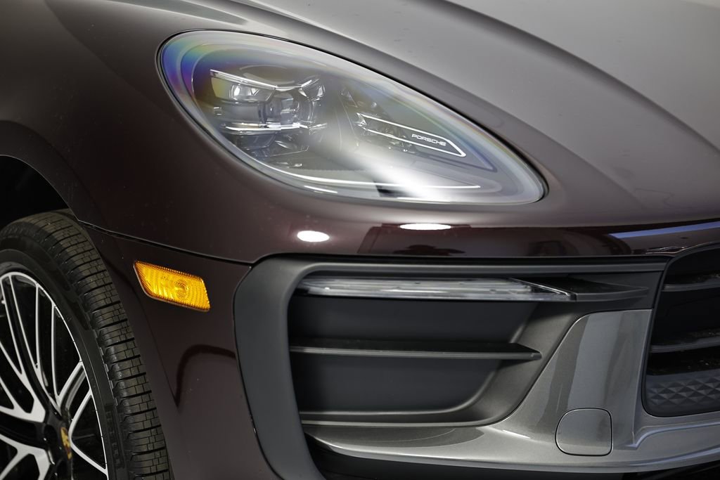 New 2026 Porsche Macan Turbo image 17