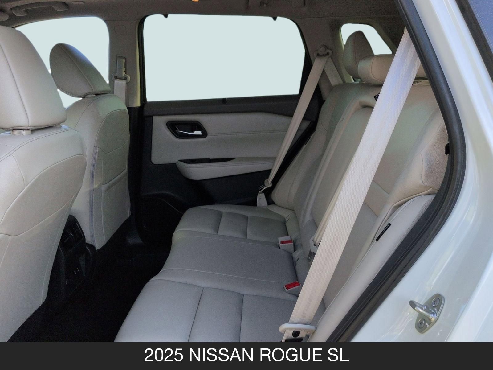 Certified 2025 Nissan Rogue SL w/ Tech Package image 16